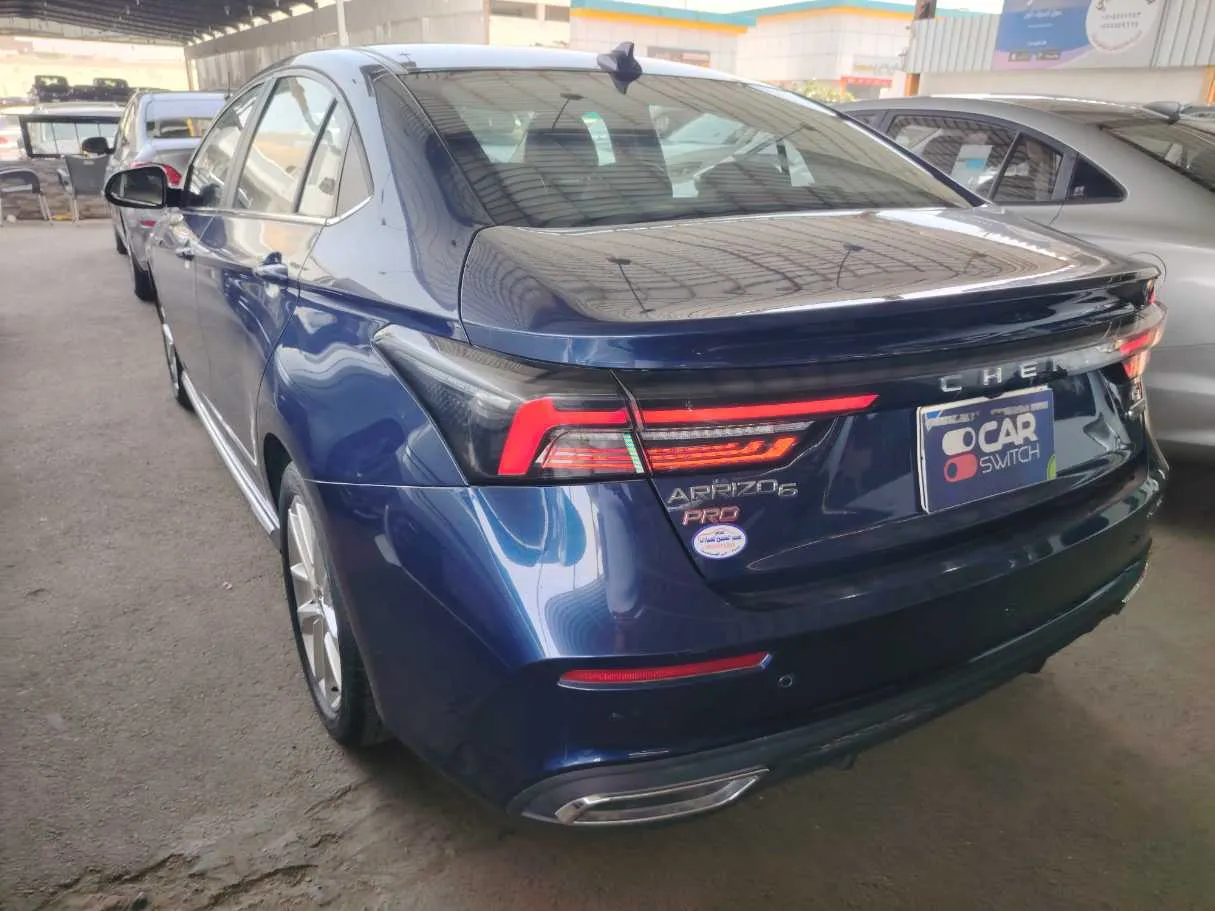 Car image 7