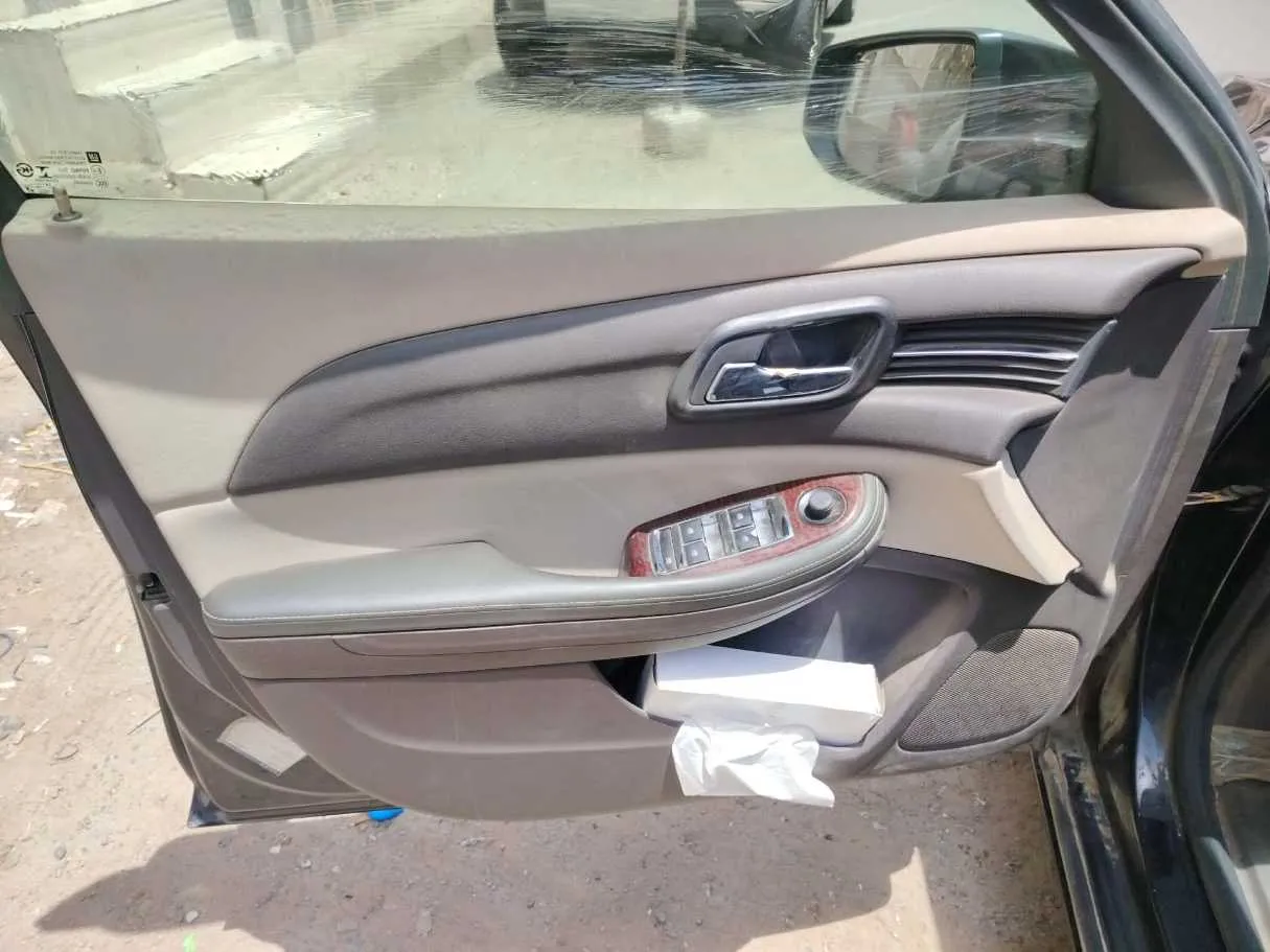 Car image 28