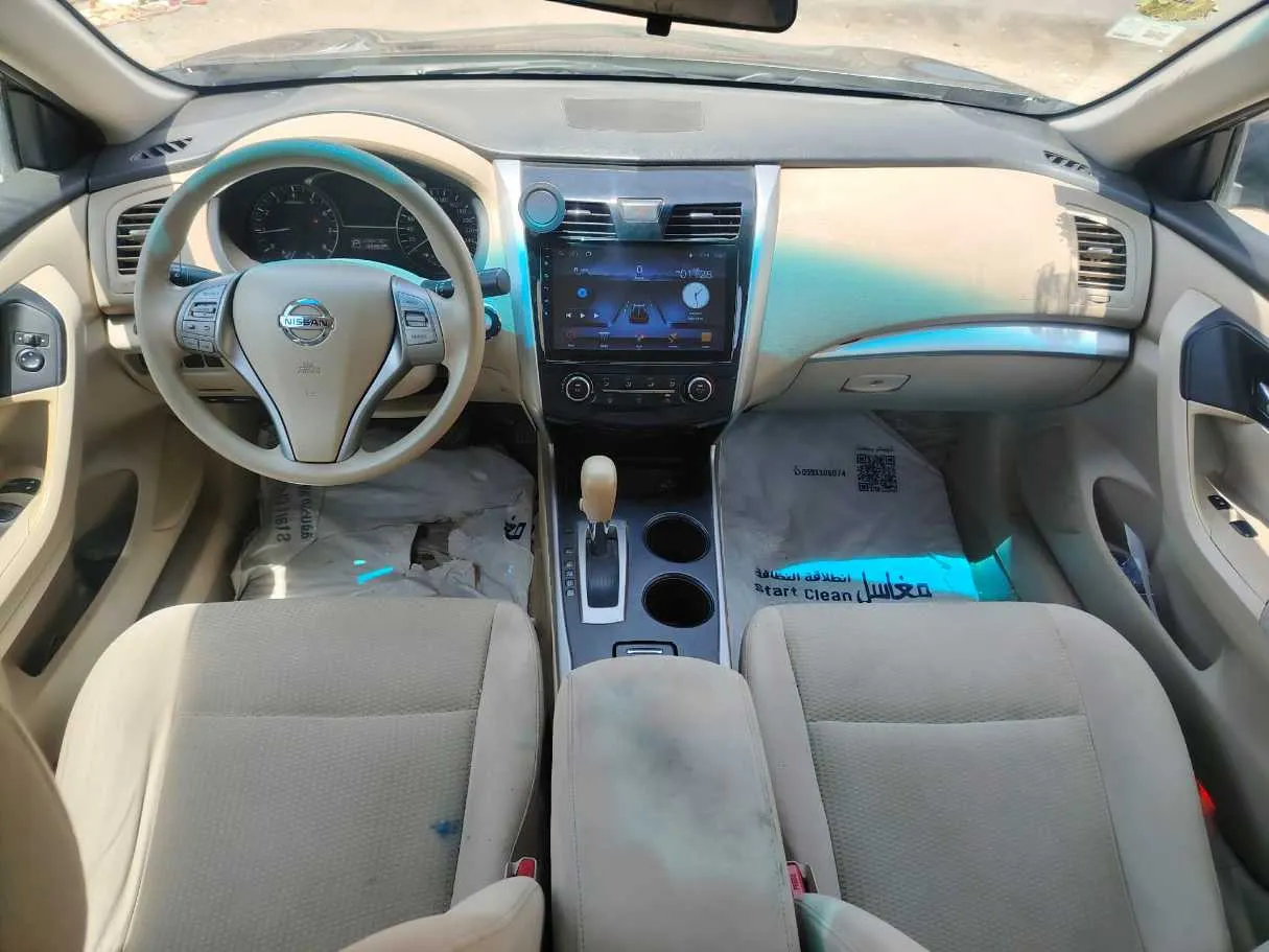 Car image 20
