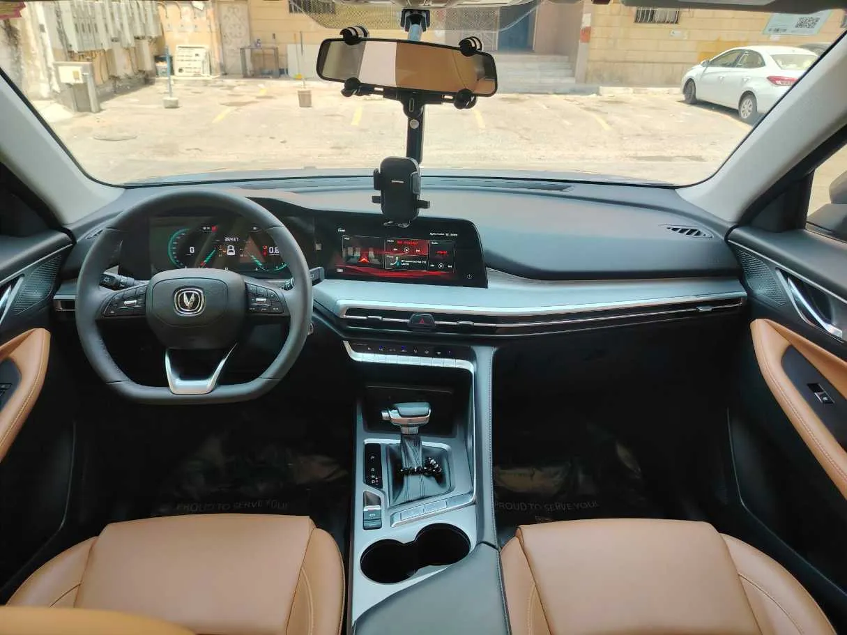 Car image 34