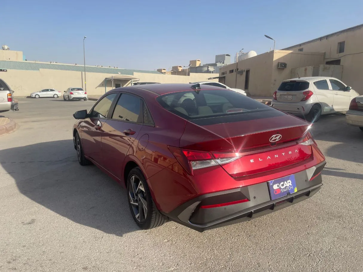 Car image 7