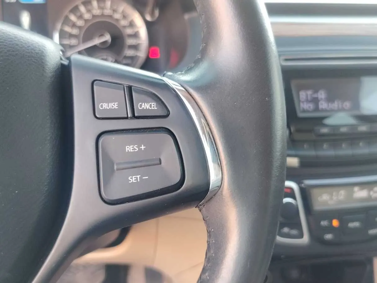 Car image 26