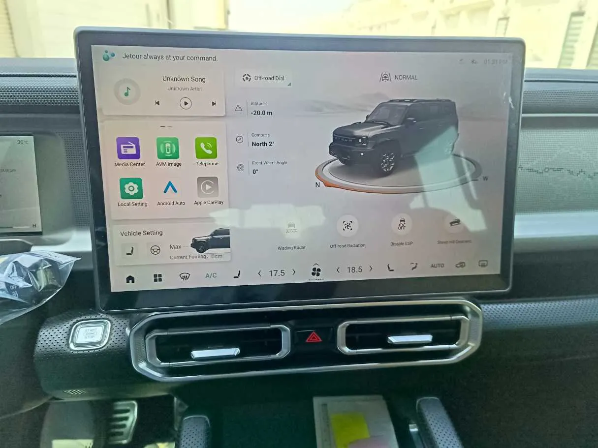 Car image 28