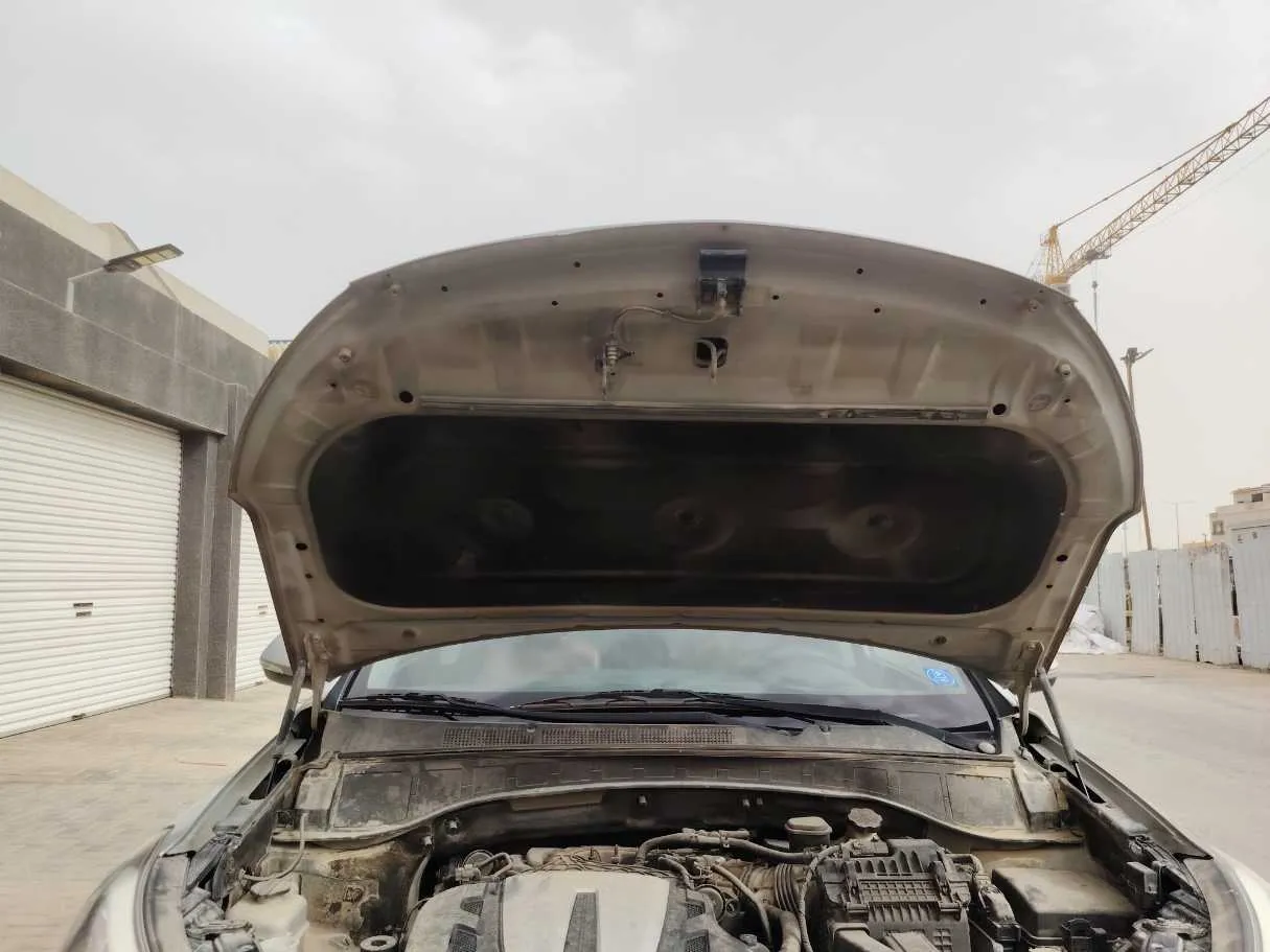 Car image 36