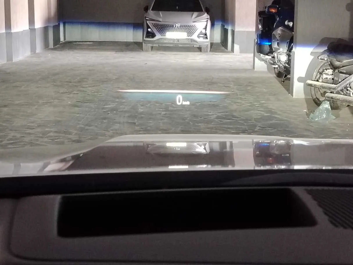Car image 29