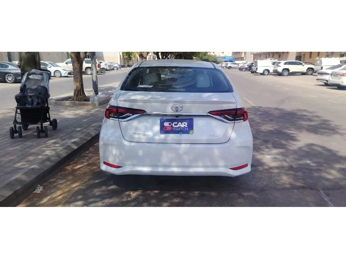 Car image 6