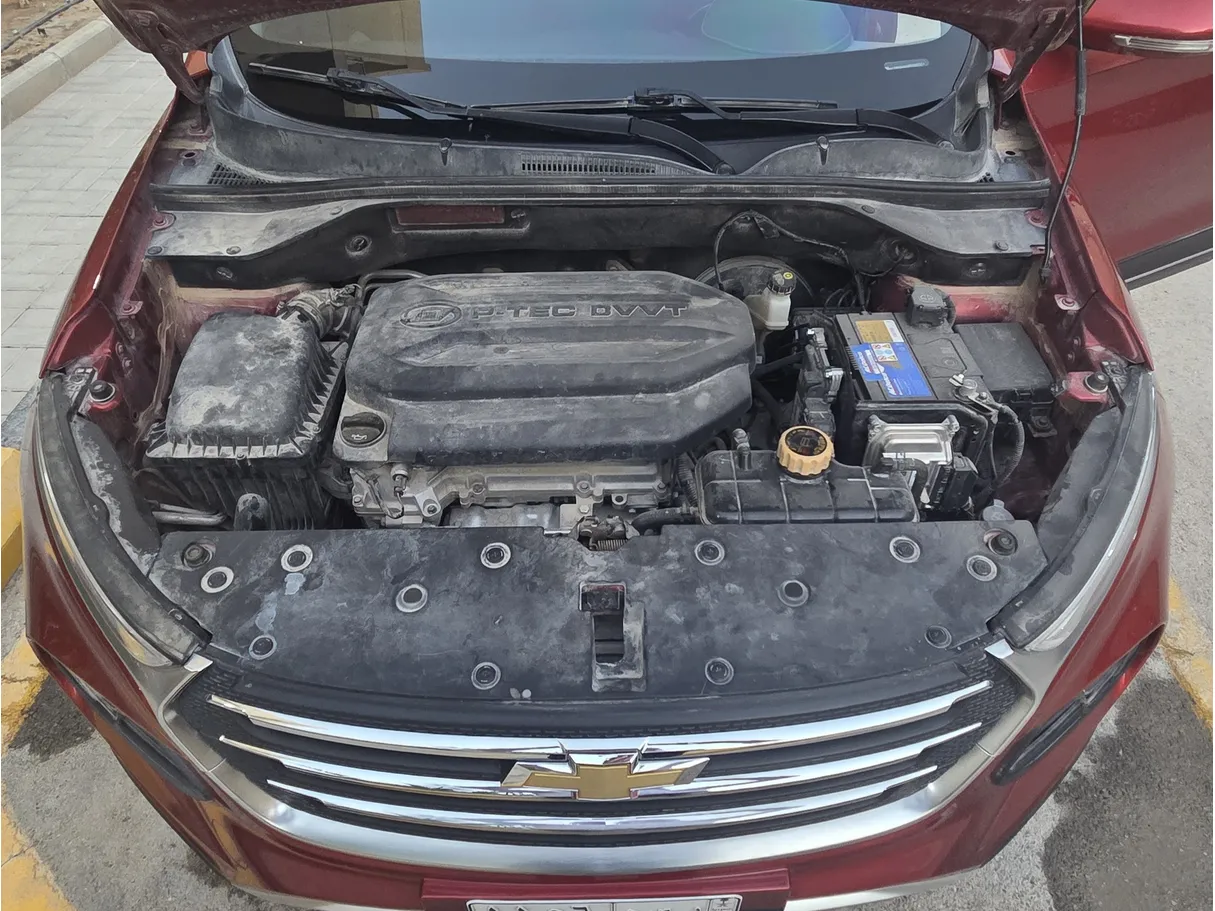 Car image 9