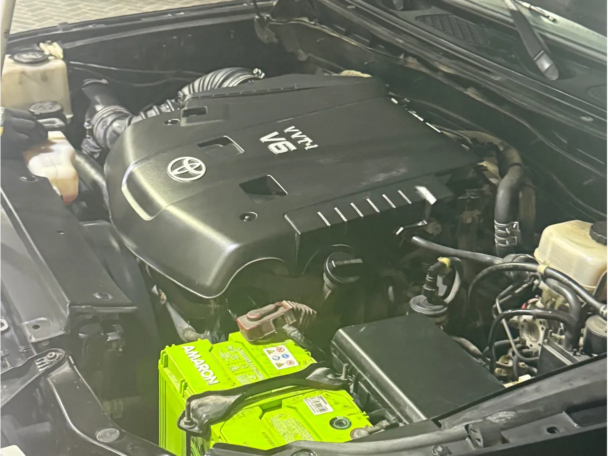 Car image 4