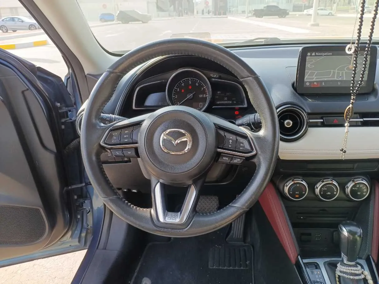 Car image 17