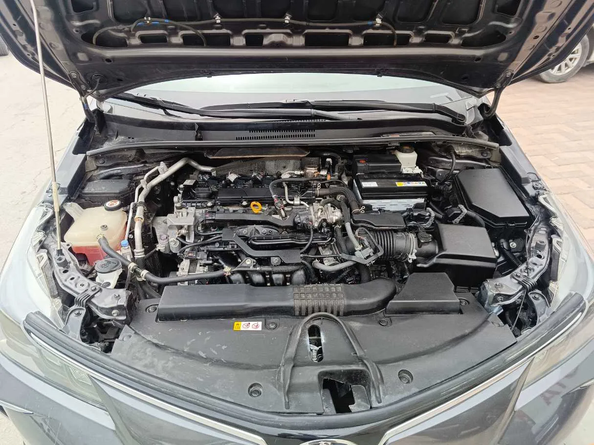Car image 29