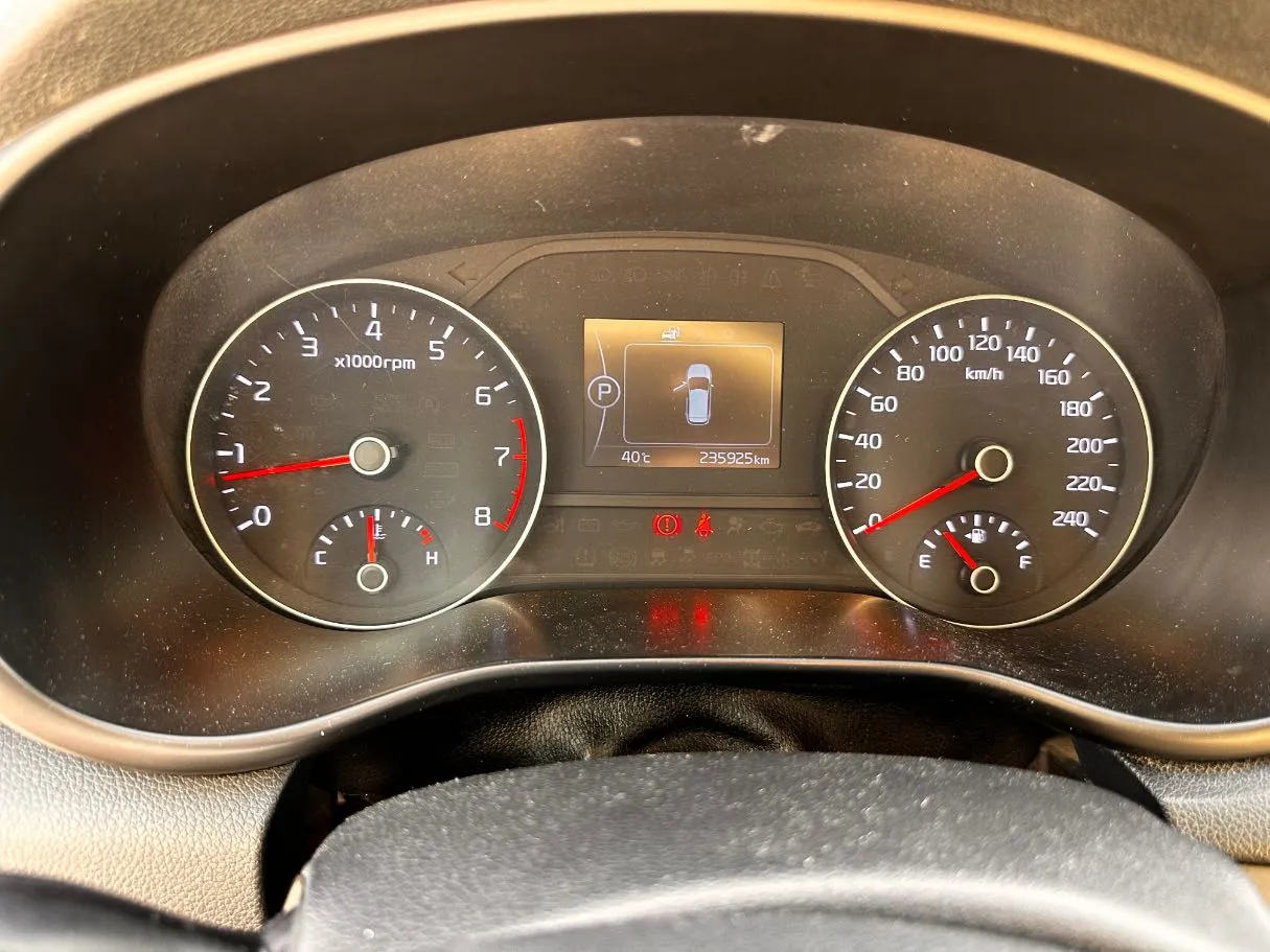 Car image 20