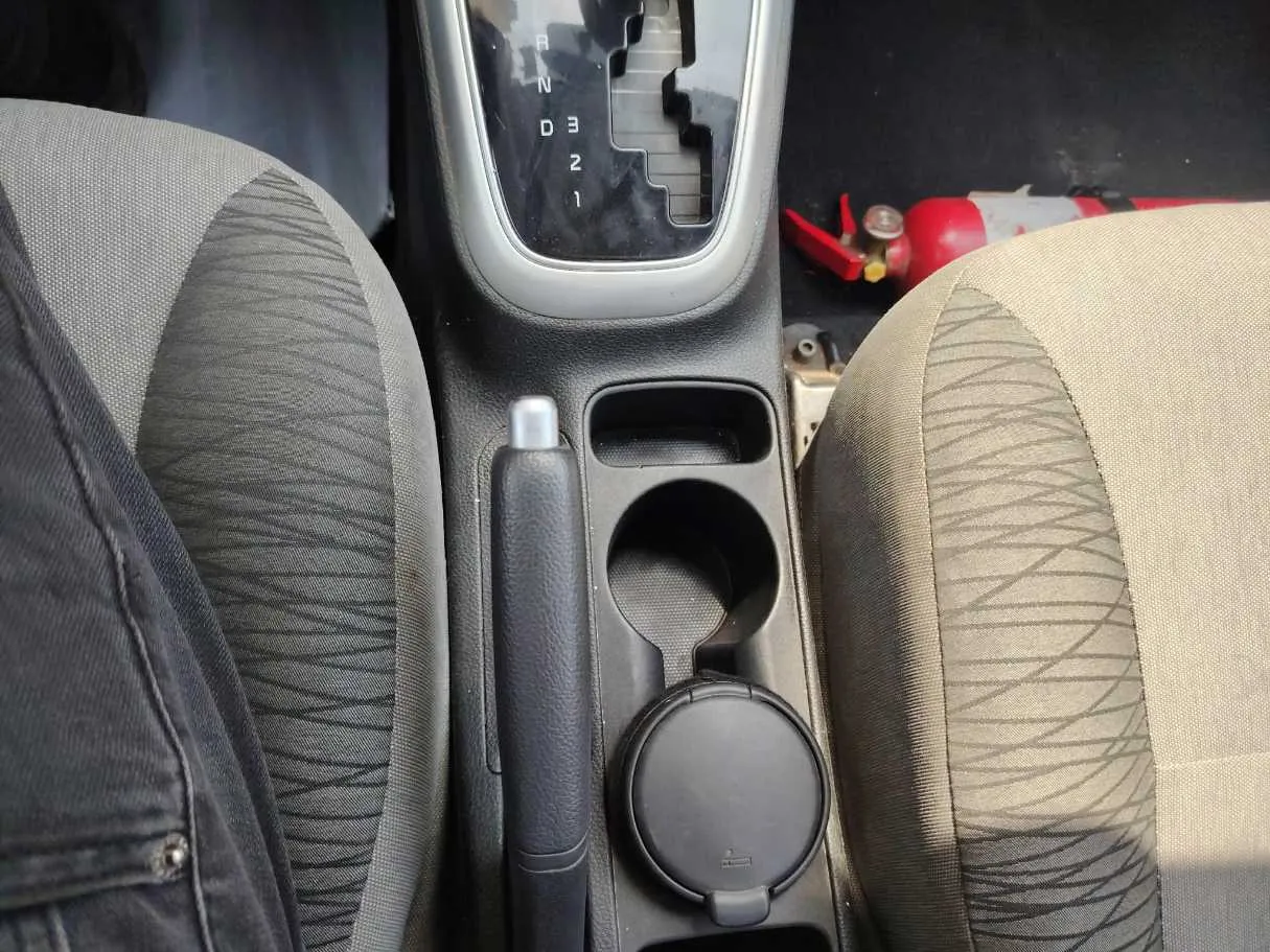 Car image 35
