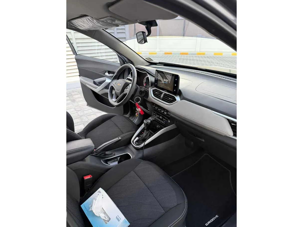 Car image 7