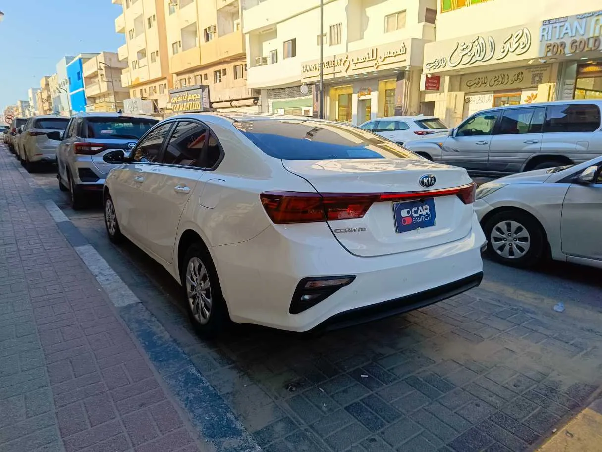 Car image 7