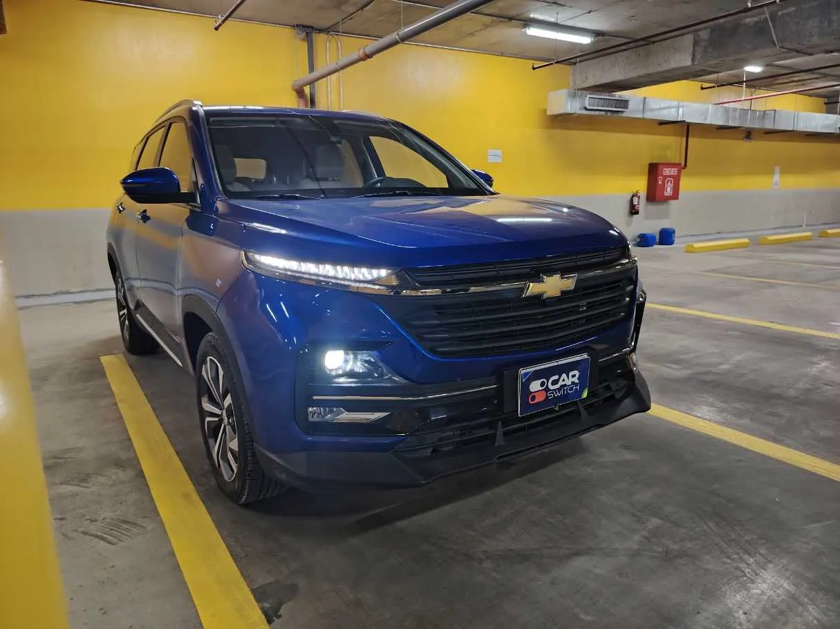 Car image 3