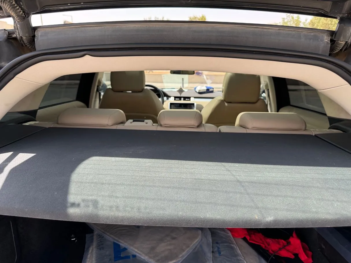 Car image 24