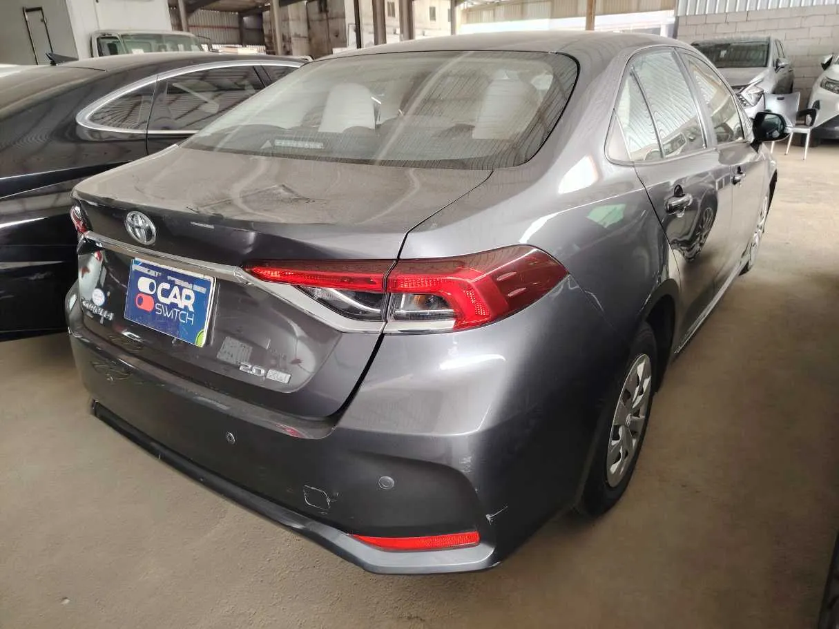 Car image 5