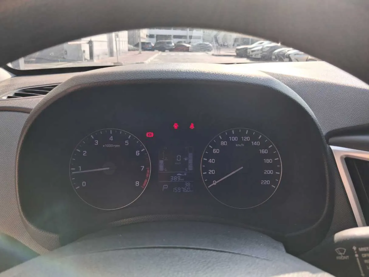Car image 20