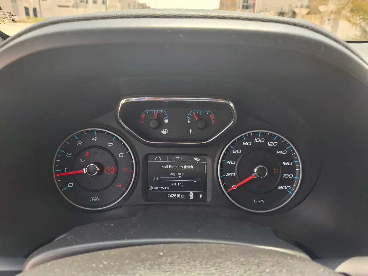 Car image 18