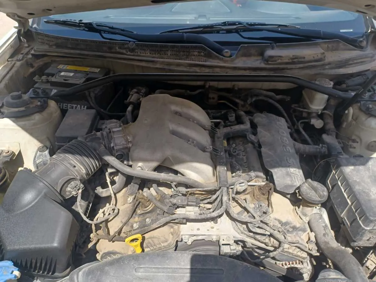 Car image 17