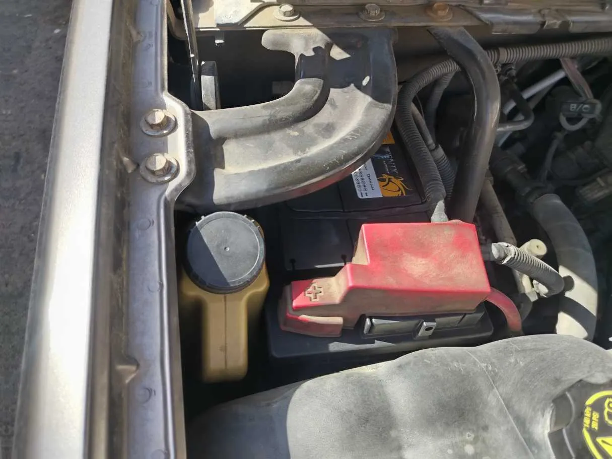 Car image 40