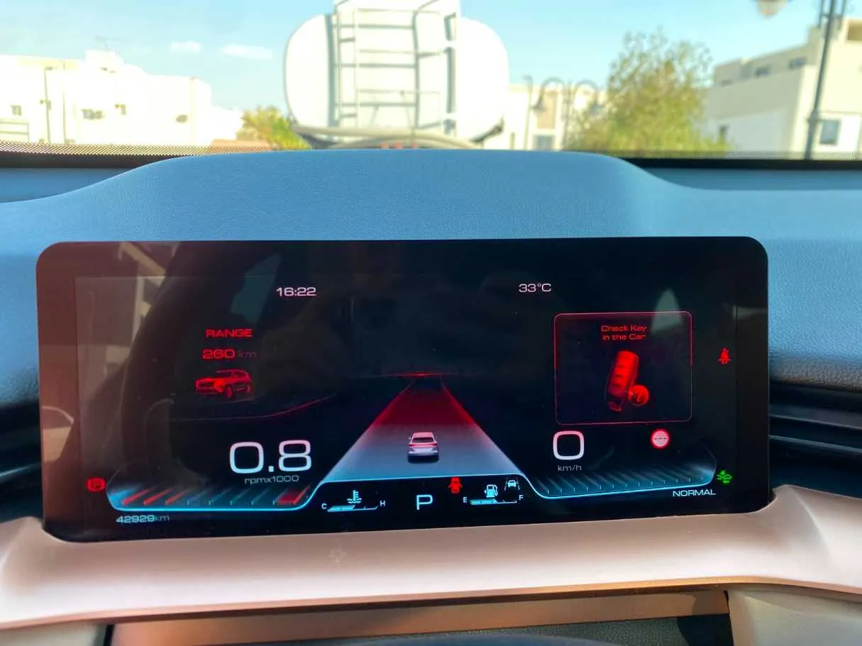 Car image 17