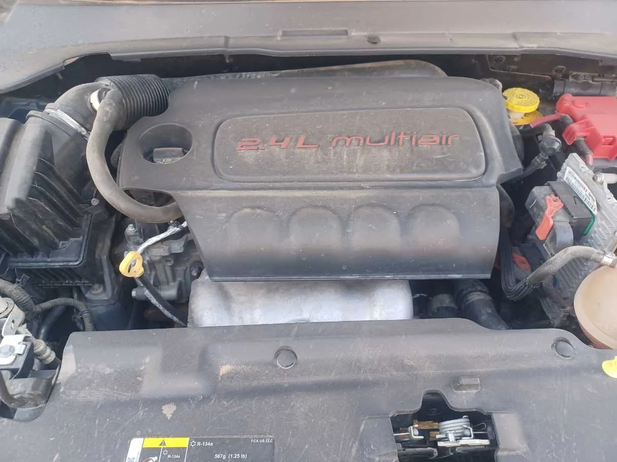 Car image 23