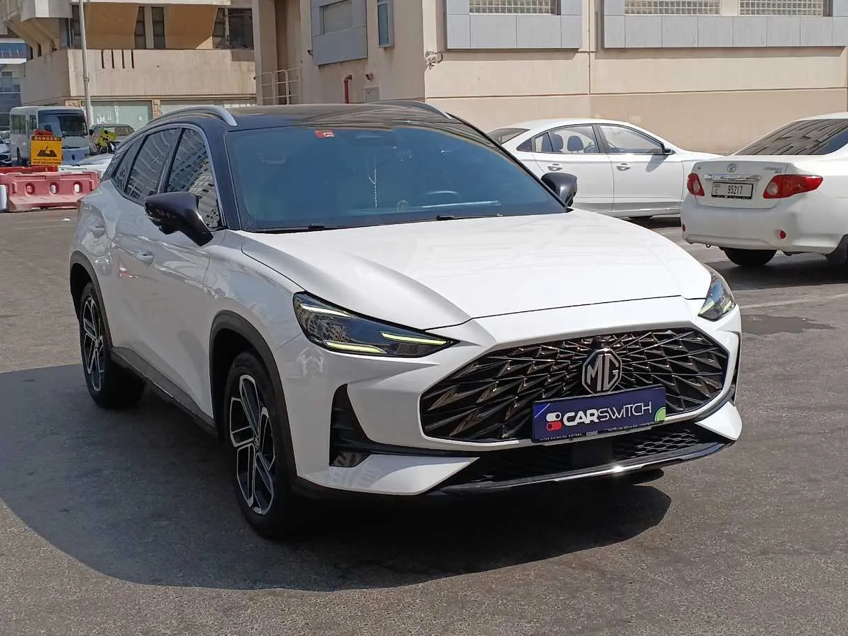 Car image 3