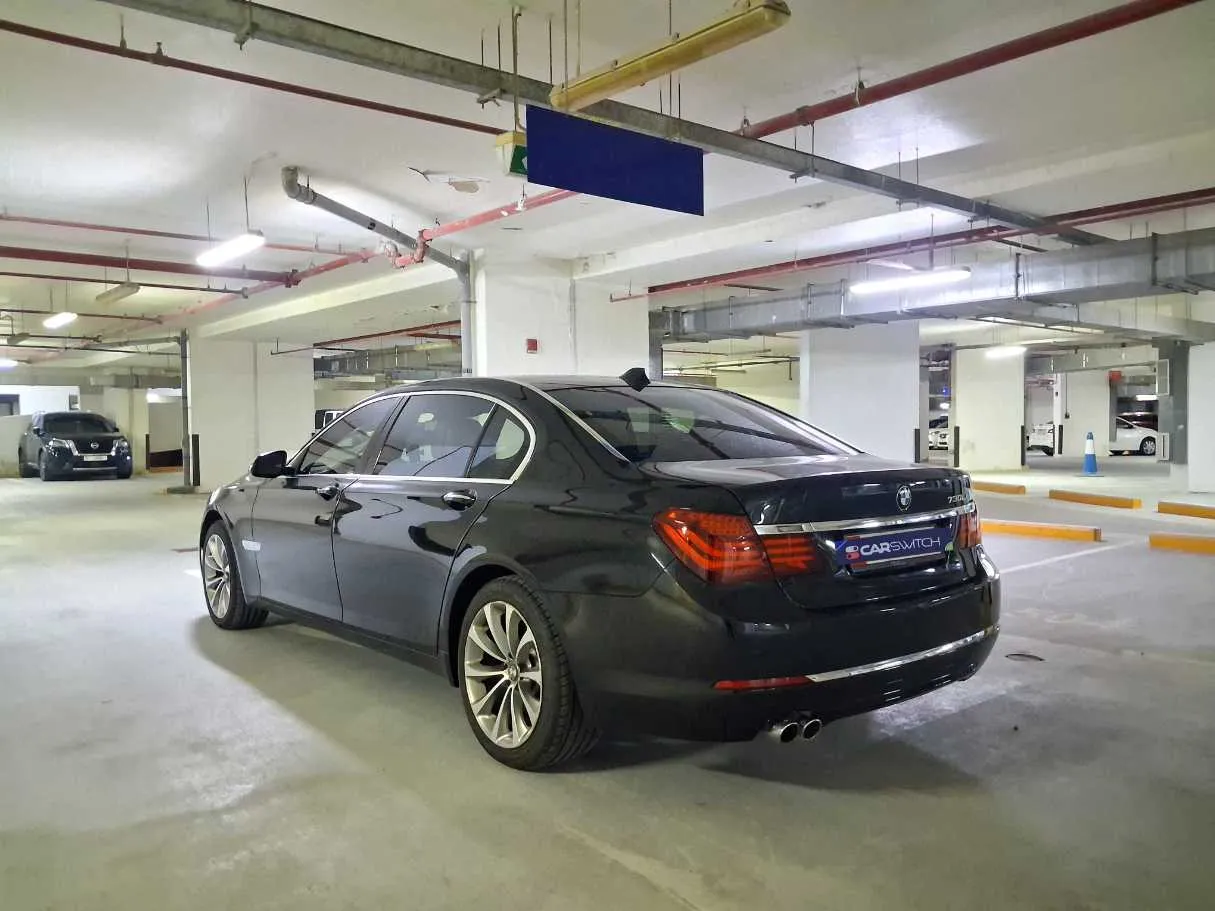 Car image 7