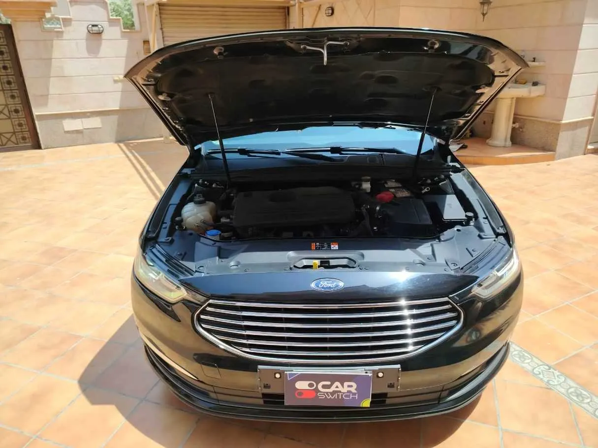 Car image 46