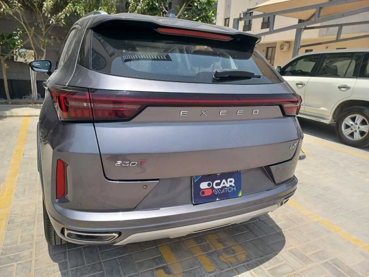 Car image 6