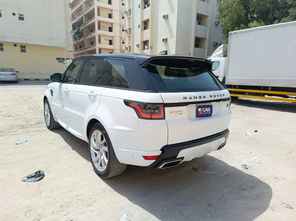 Car image 7