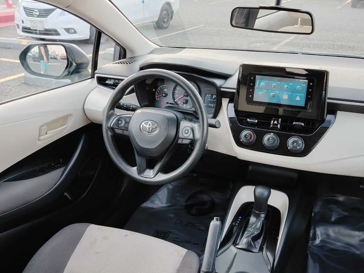 Car image 21