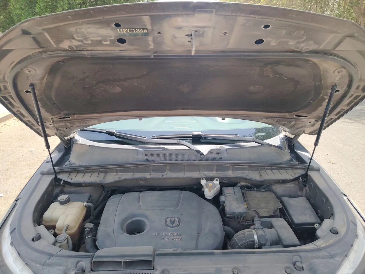 Car image 35