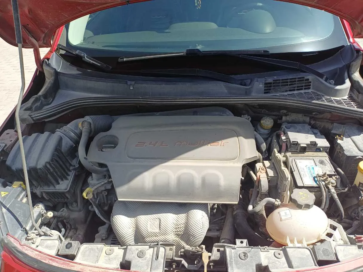 Car image 23