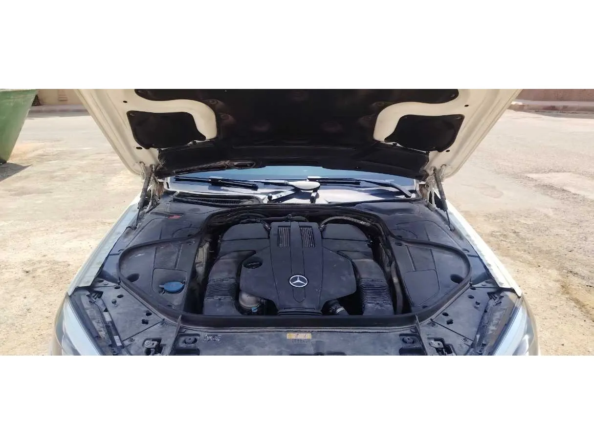 Car image 32