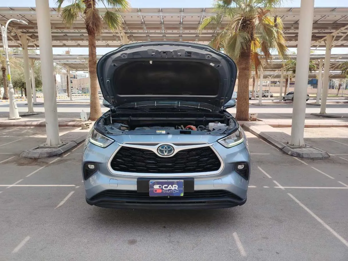 Car image 32