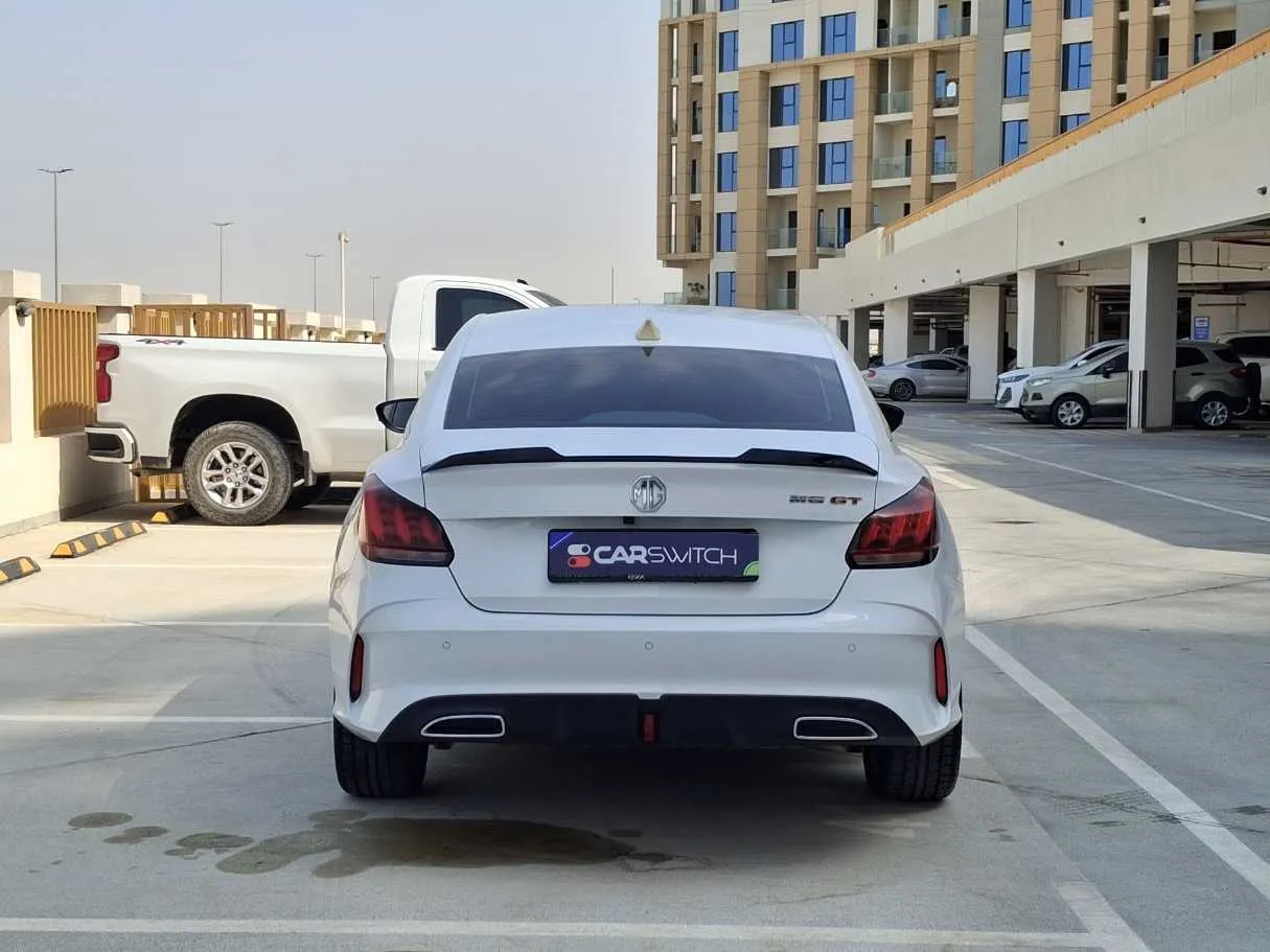 Car image 6