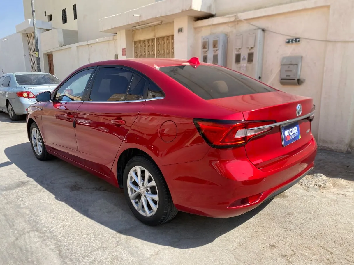 Car image 6