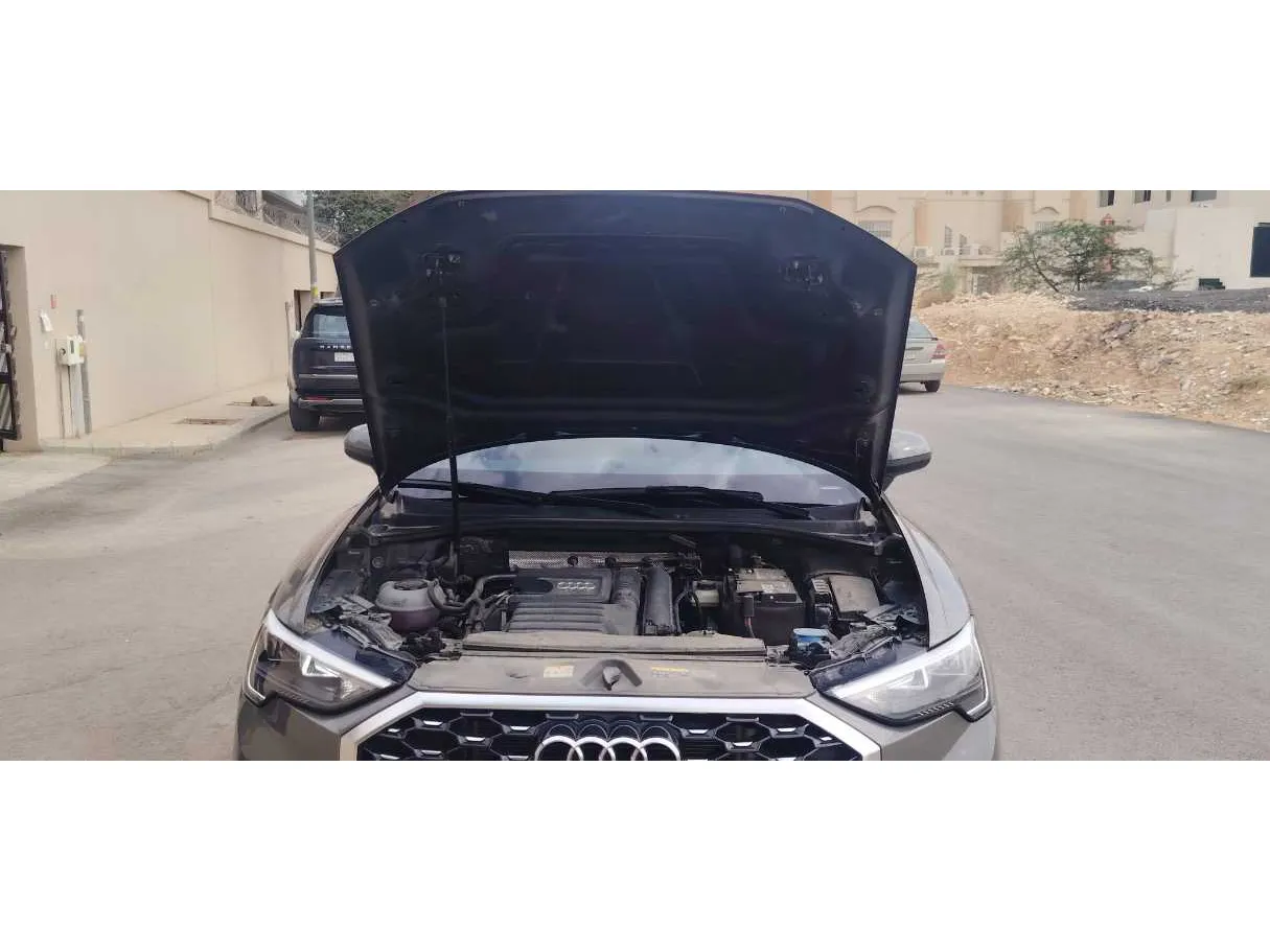Car image 36