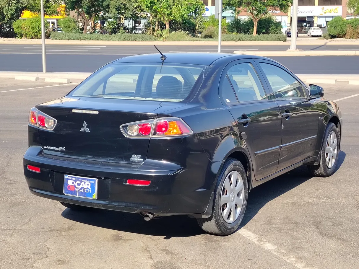 Car image 5