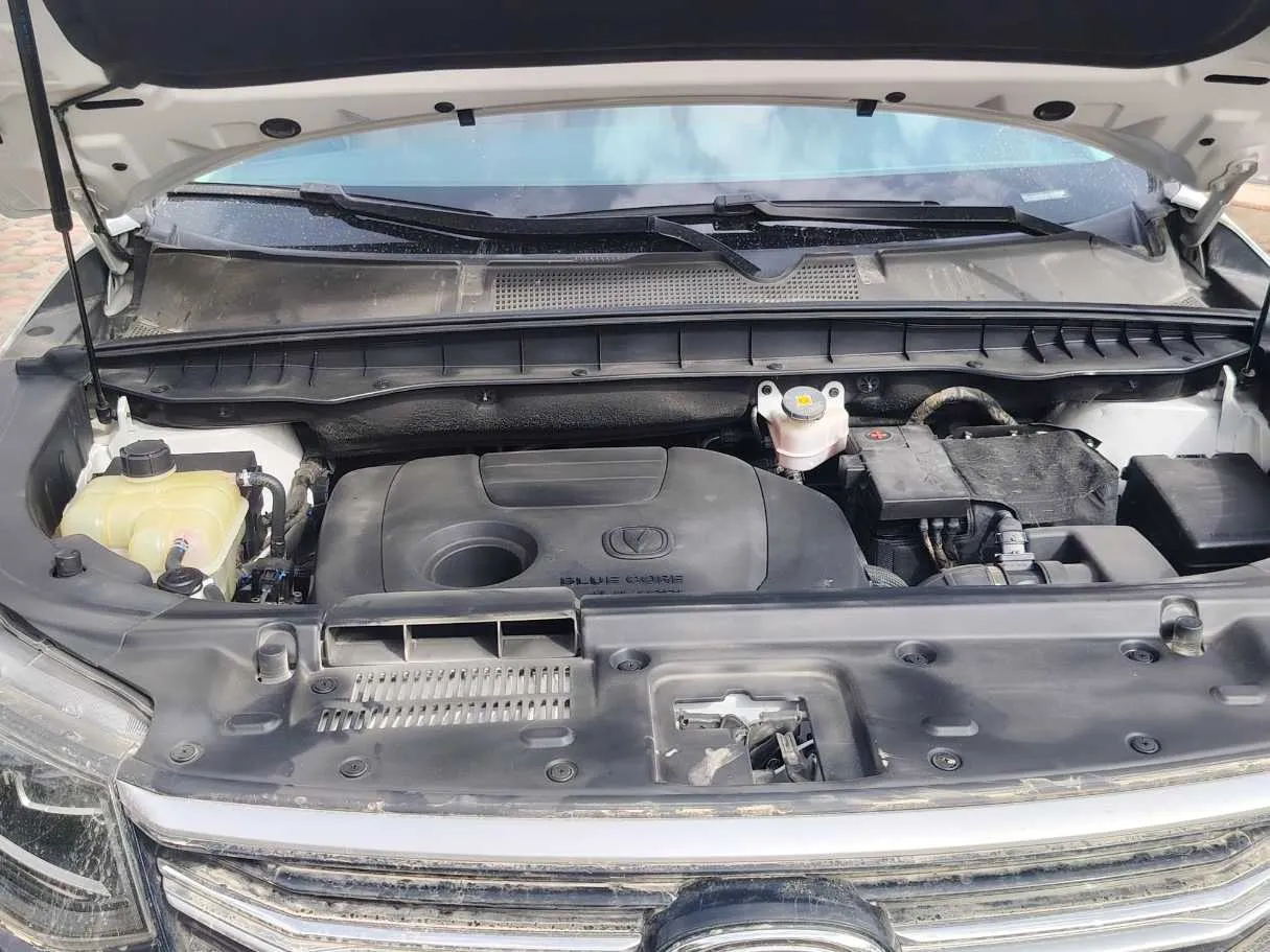 Car image 40