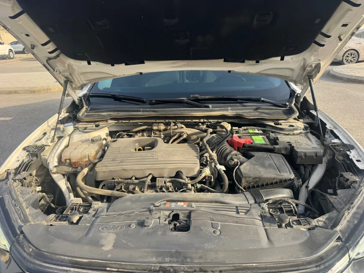 Car image 21