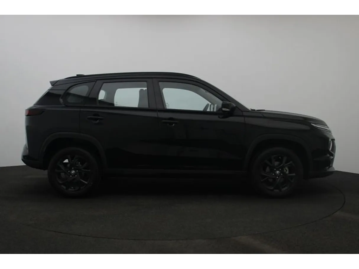 Car image 13