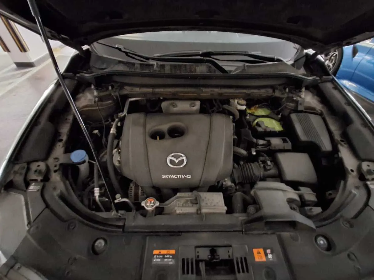 Car image 22