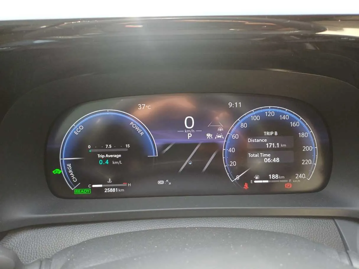 Car image 23