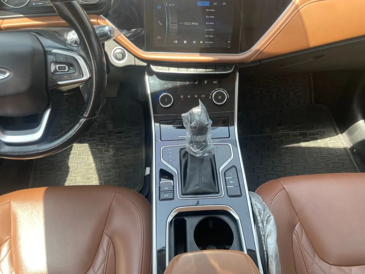 Car image 17