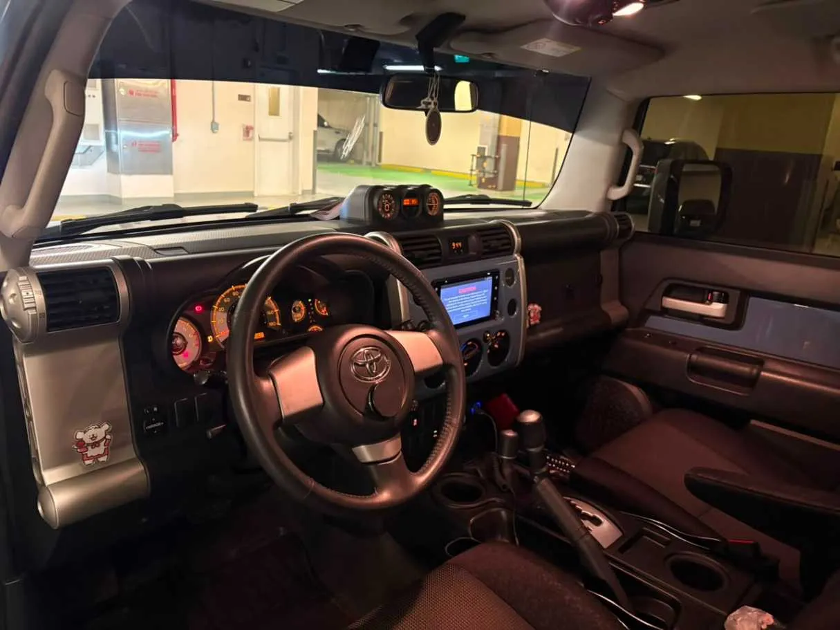 Car image 11