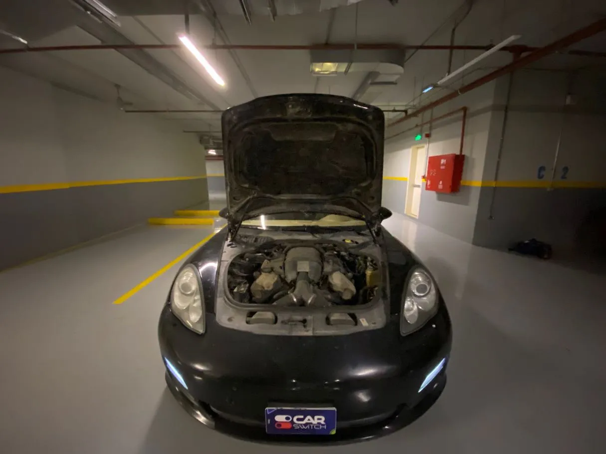 Car image 27
