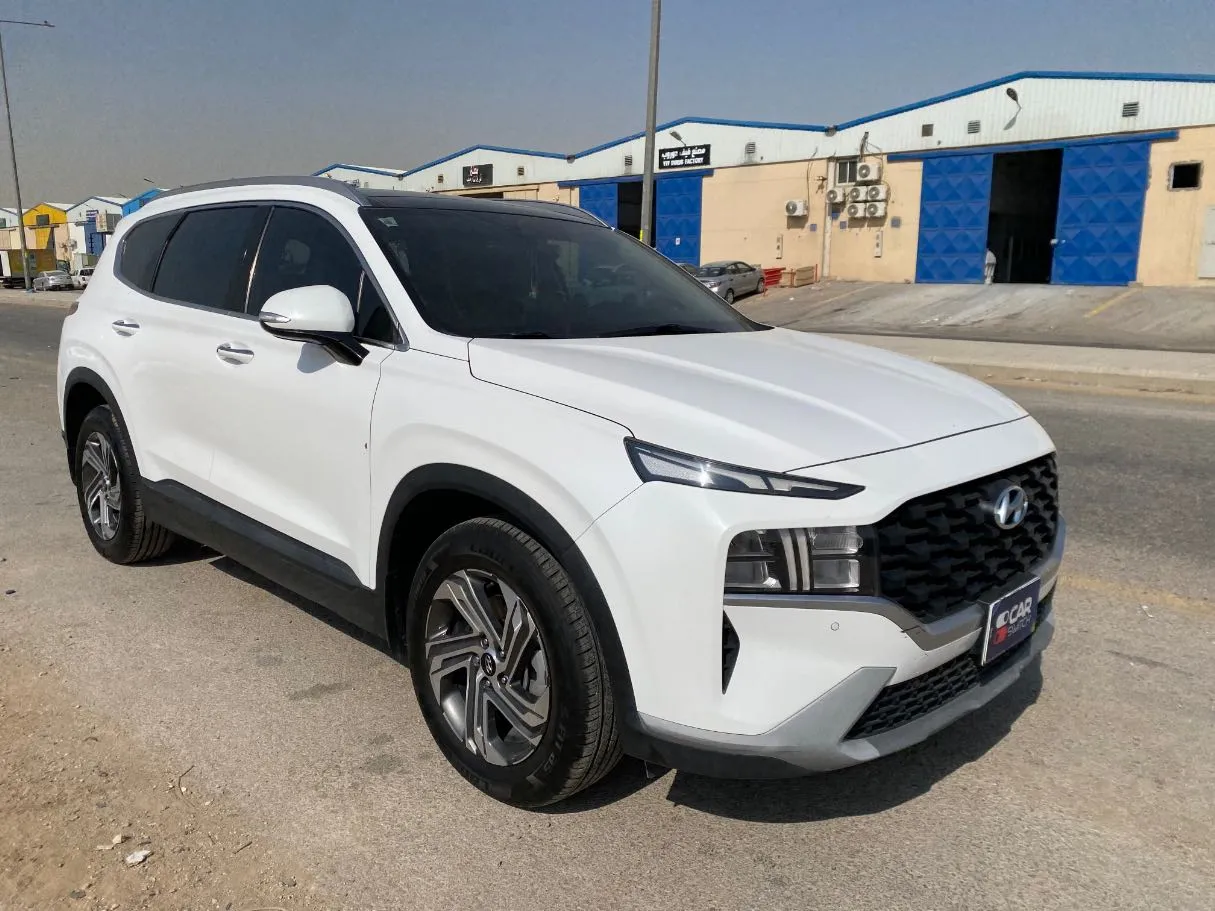 Car image 3